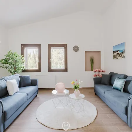 بيت ضيافة House Adele 4*