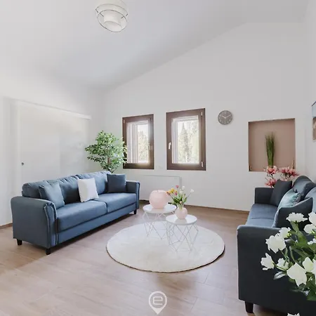 House Adele بيت ضيافة 4*