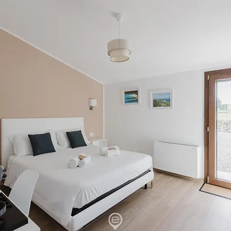 House Adele * Villa San Pietro