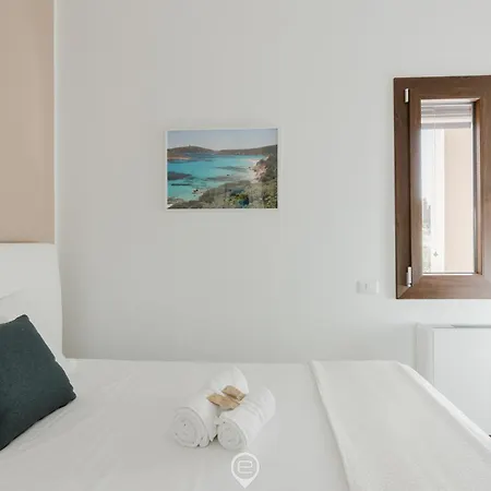 House Adele 4*