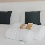 House Adele ゲストハウス
