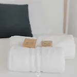 House Adele ゲストハウス