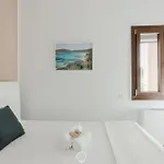 House Adele 4*